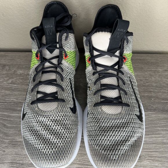 Nike Lebron Witness IV 4 String Volt Basketball Shoes BV7427-200 Men’s Size 11.5 main image 7